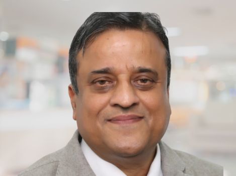 Dr Naveen Gupta